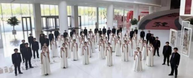 西安石油大学合唱团.jpg