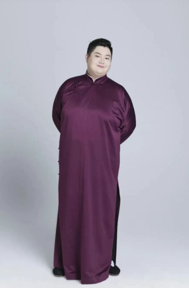 李霄虹.jpg