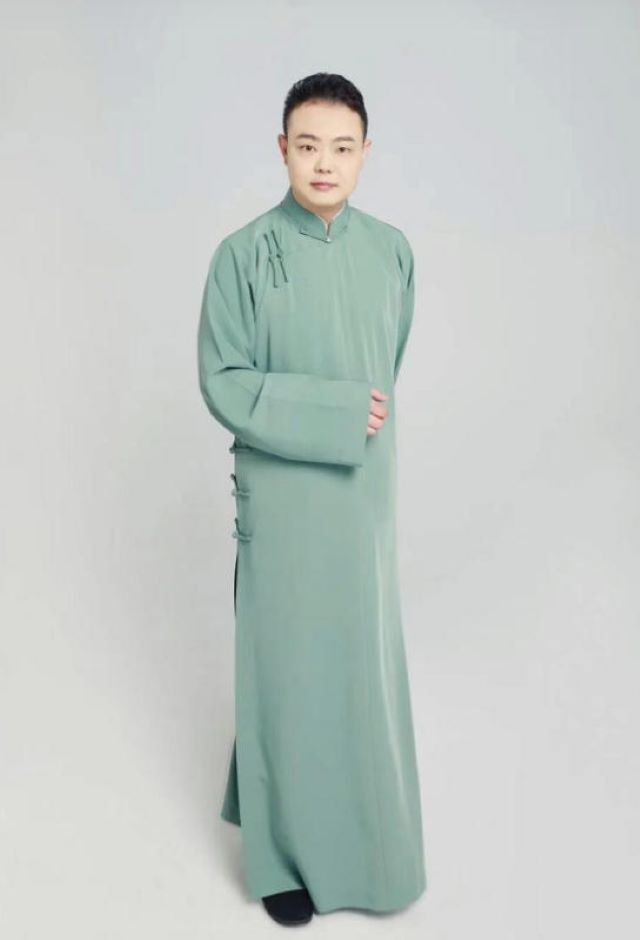 关鹤柏.jpg