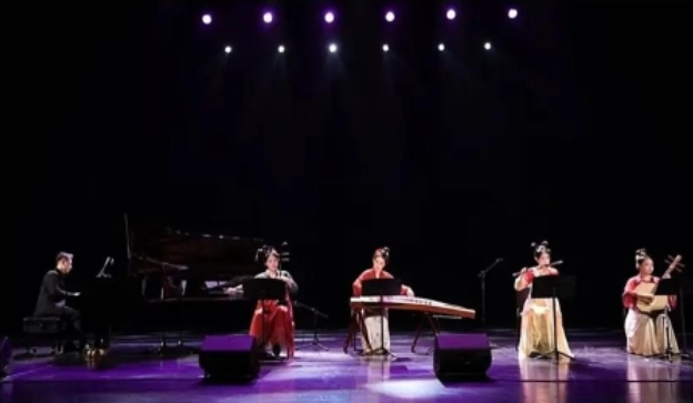 衡水《鐵血丹心》經(jīng)典傳承名曲音樂會(huì)