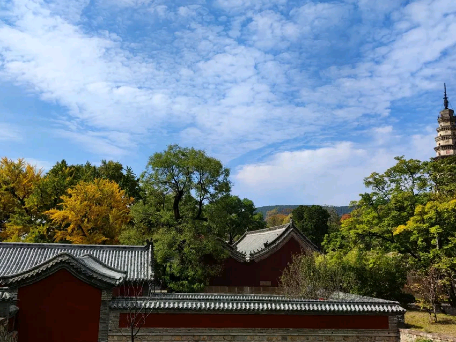 濟(jì)南靈巖寺