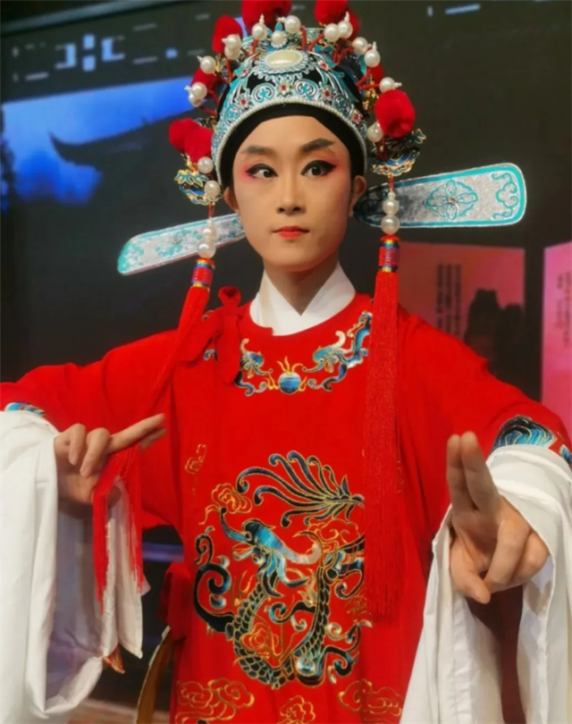 微信图片_20250923175216_436_166.png