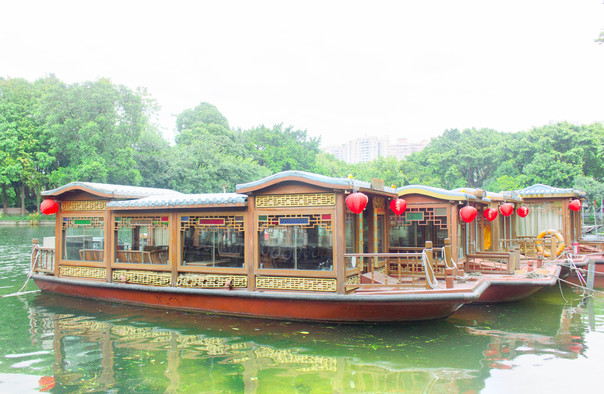 广州荔枝湾游船