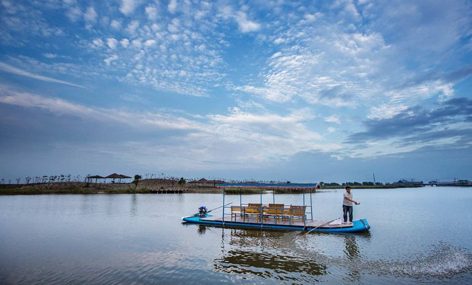 中国水上王城巨淀湖风景区 
