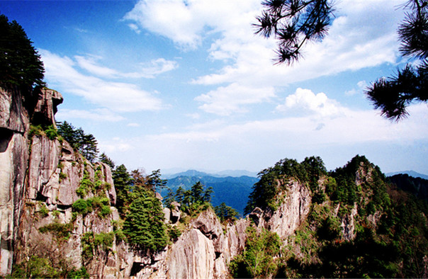 南阳宝天曼生态旅游区