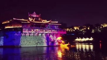 自贡夜游釜溪 自贡夜游釜溪