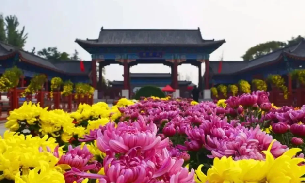 开封万岁山景区 开封万岁山景区