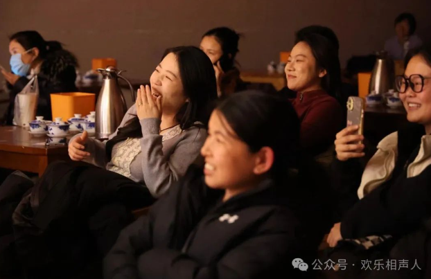 郑州欢乐相声人相声大会