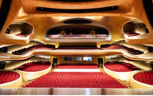 哈尔滨大剧院