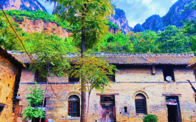 /uploads/image/2025/10/20/22d619f6fb2dac5b61a89d8afc5c2d62.jpg b052d3c2fd8da18847733ee2ae90f3c0.jpg