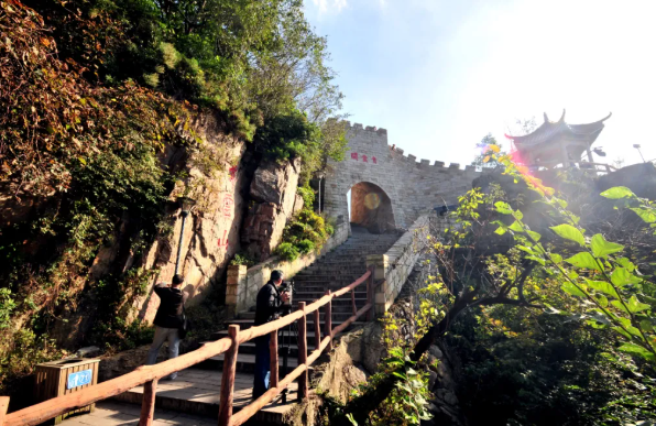 本溪平顶山森林公园 本溪平顶山森林公园