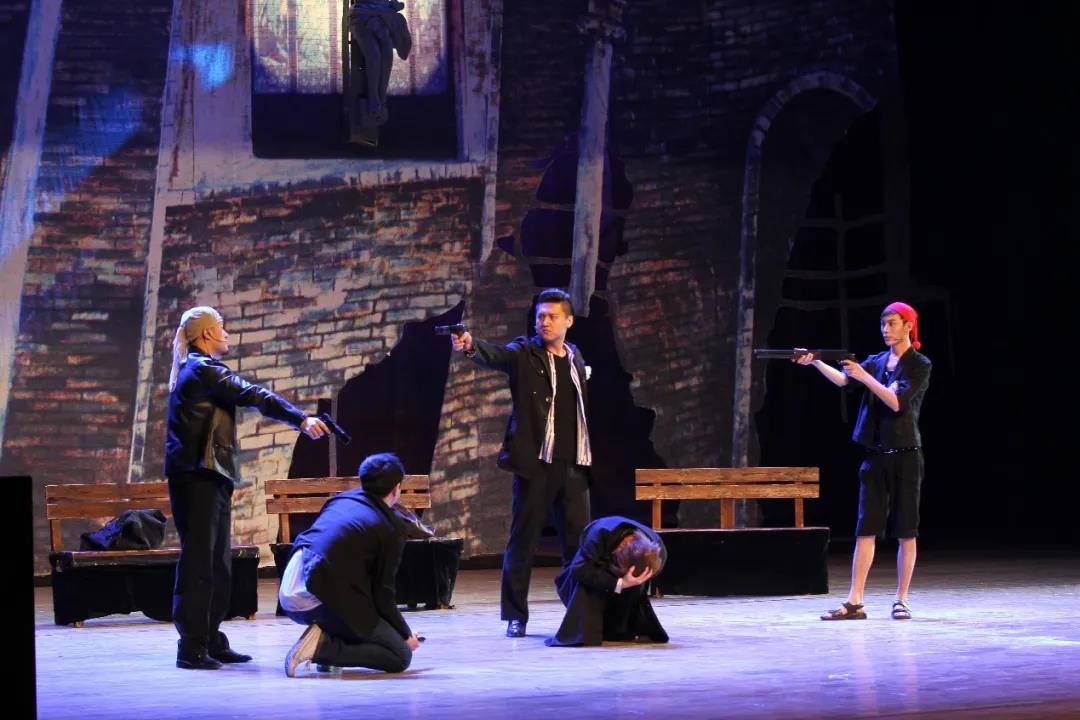 开心麻花《乌龙山伯爵》日照站 开心麻花《乌龙山伯爵》日照站