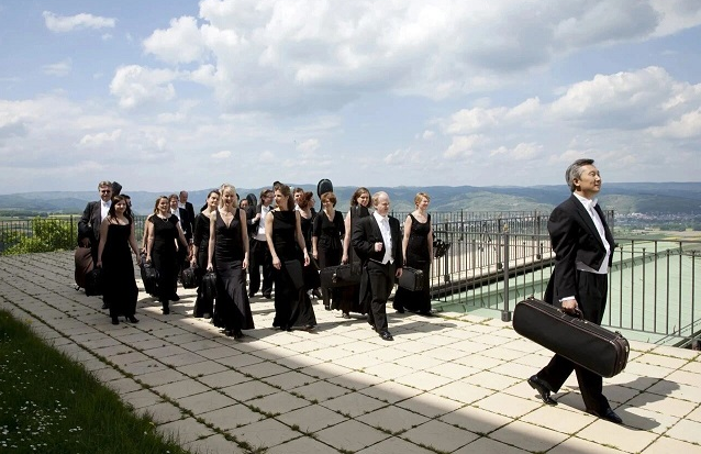 /uploads/image/2025/10/24/3f5efe124082acf7317b95c4fa6e9ee6.png 图片.png