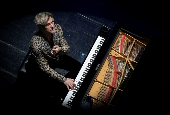 /uploads/image/2025/10/25/cb607470eb5b64d3377b97ead41e4682.png /uploads/image/2025/10/25/cb607470eb5b64d3377b97ead41e4682.png