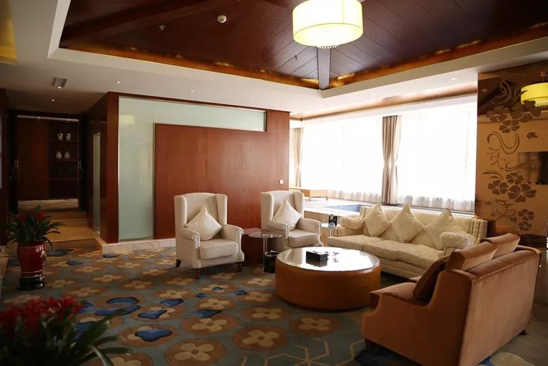 梁家寨大汖温泉度假村 梁家寨大汖温泉度假村