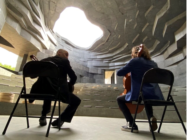 唐山米兰二重奏(大提琴和古典吉他)音乐会 唐山米兰二重奏(大提琴和古典吉他)音乐会