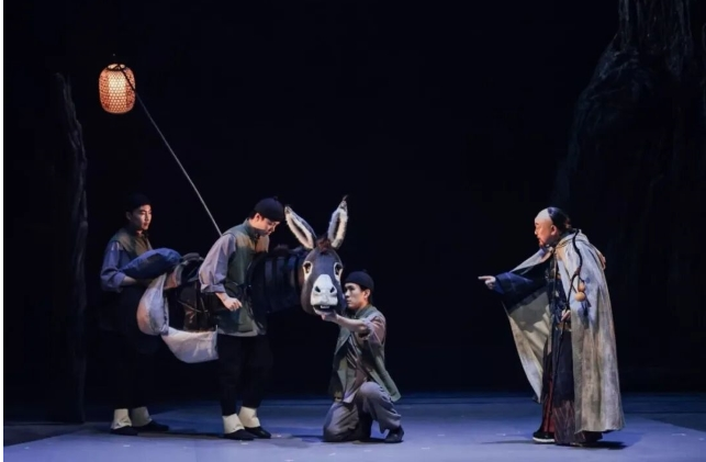 话剧《枝叶关情郑板桥》潍坊站 话剧《枝叶关情郑板桥》潍坊站