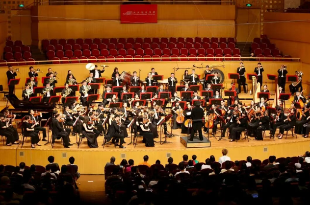 武汉爱乐乐团“聆听俄罗斯"交响音乐会