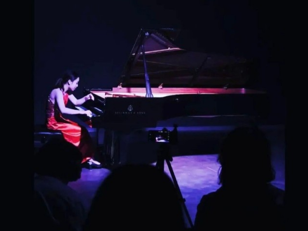 刘咏秋郑州钢琴音乐会