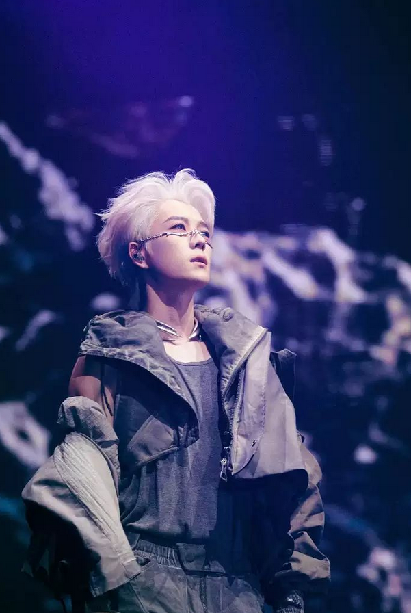 王栎鑫成都演唱会 王栎鑫成都演唱会