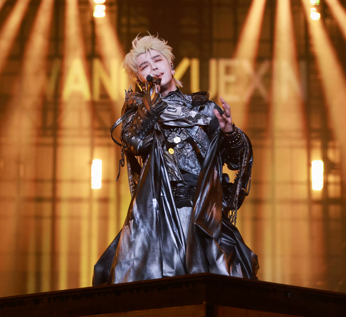 王栎鑫成都演唱会