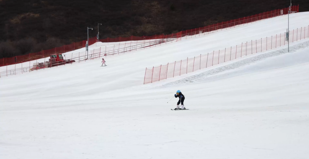松潘奇峽溝滑雪場(chǎng)
