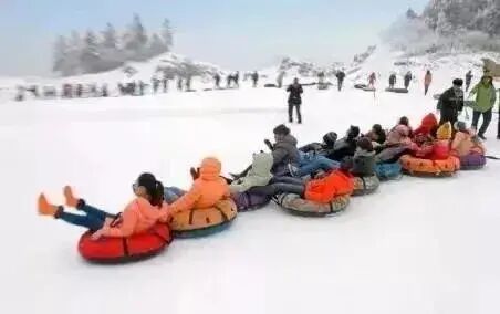 郑州龙泉国际滑雪场 郑州龙泉国际滑雪场