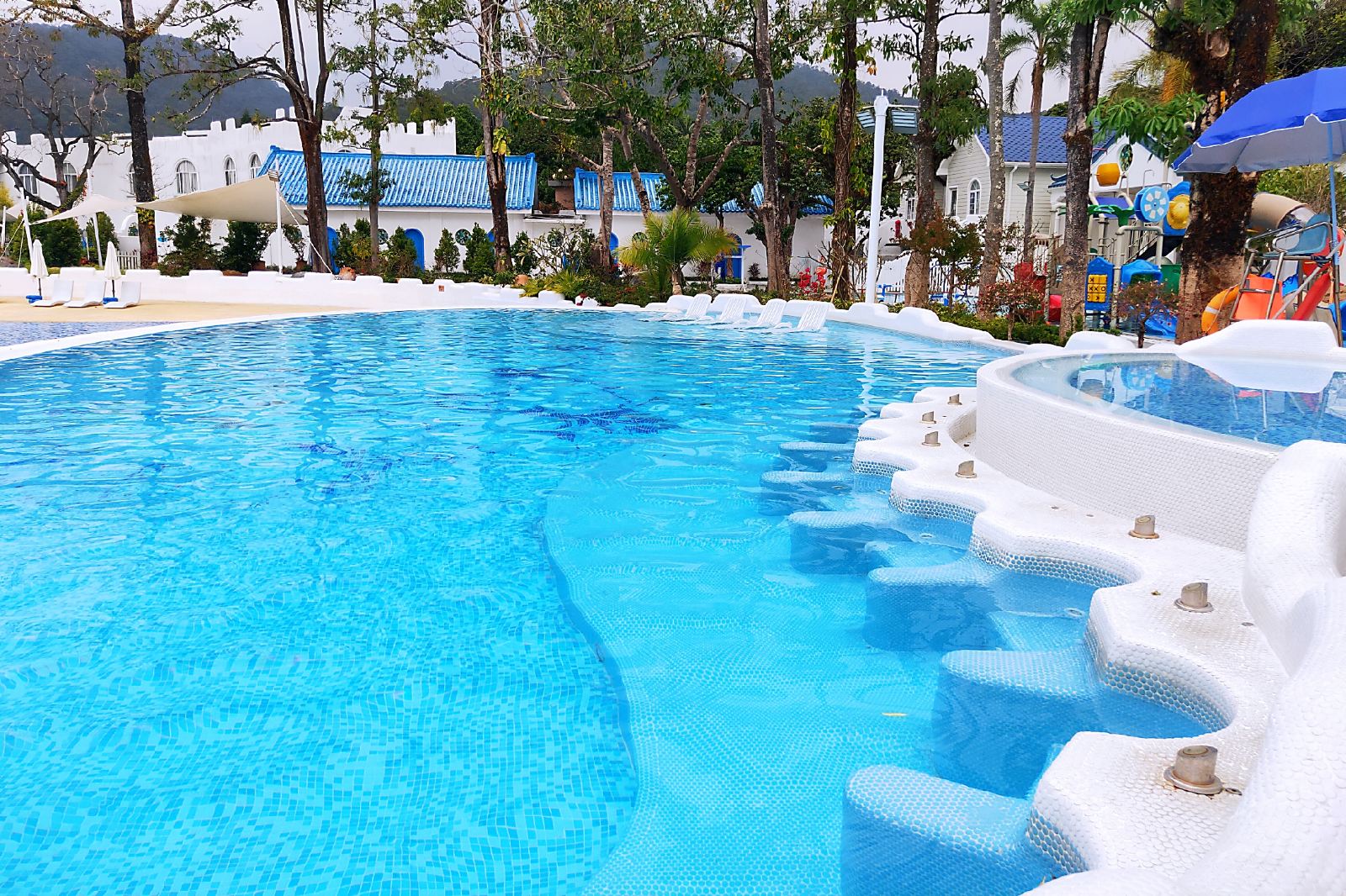 圣托利温泉庄园