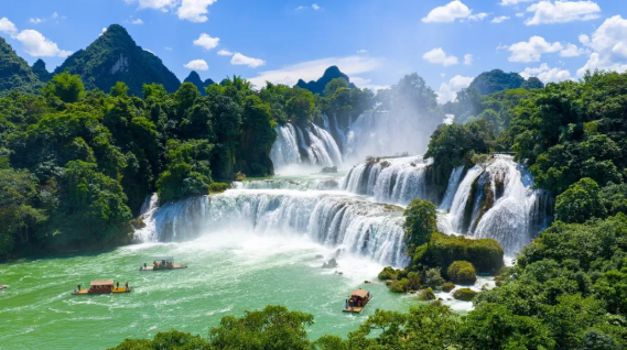 德天跨国瀑布景区