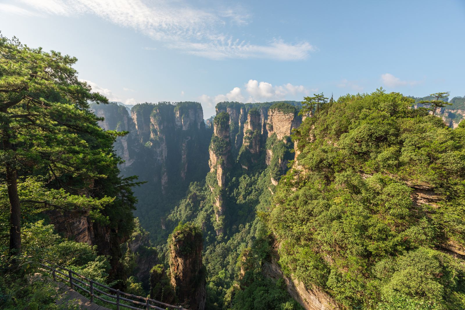 雷琼海口火山群世界地质公园