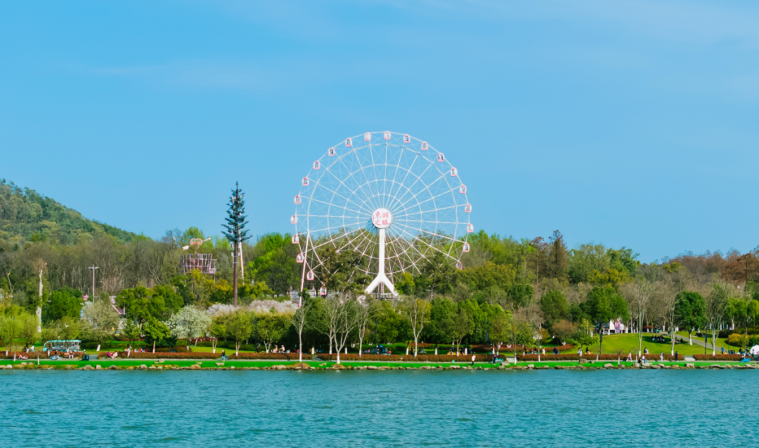 武汉东湖之眼摩天轮