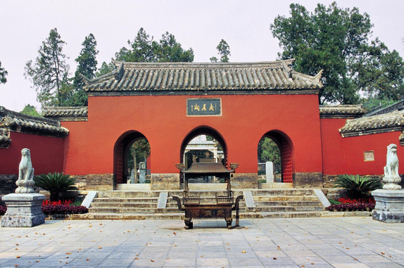 2025南陽武侯祠參觀景點(diǎn)+游玩時(shí)間+門票購買+價(jià)格介紹