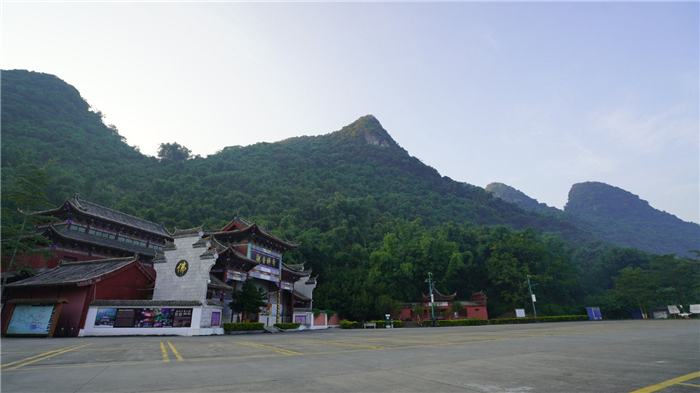 玉林鹿峰山风景区