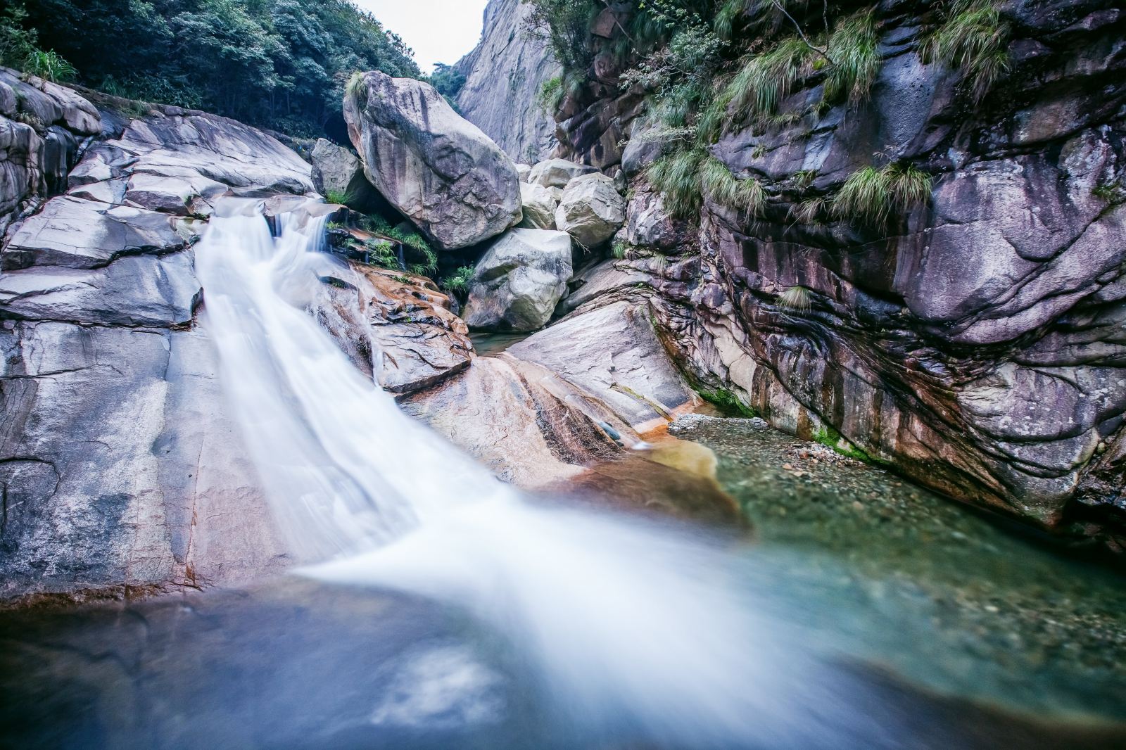 2025鄣山大峽谷門(mén)票詳情+景點(diǎn)特色+參觀亮點(diǎn)+訂票鏈接