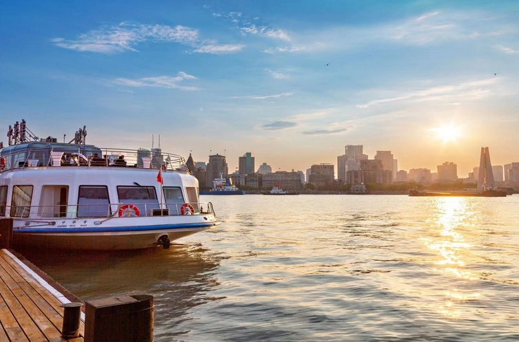 黃浦江游覽東方明珠碼頭