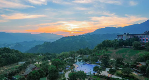 2025蓮云谷溫泉門票預約及收費標準一覽(附免費政策+開放時間+介紹)