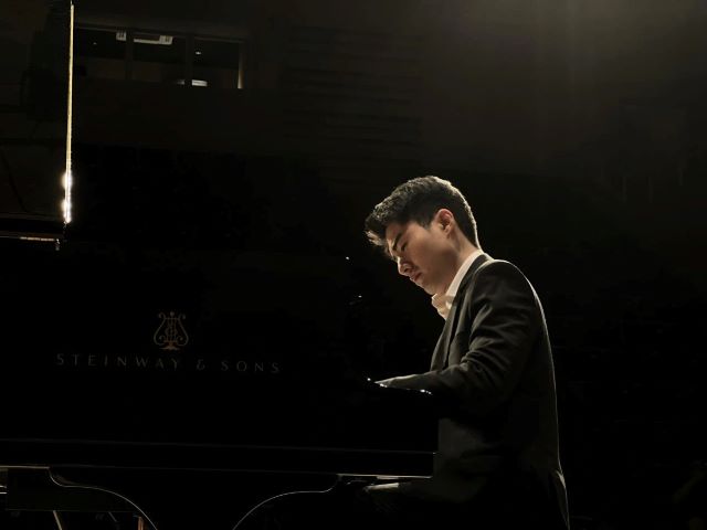 王子翔深圳钢琴音乐会2.jpg