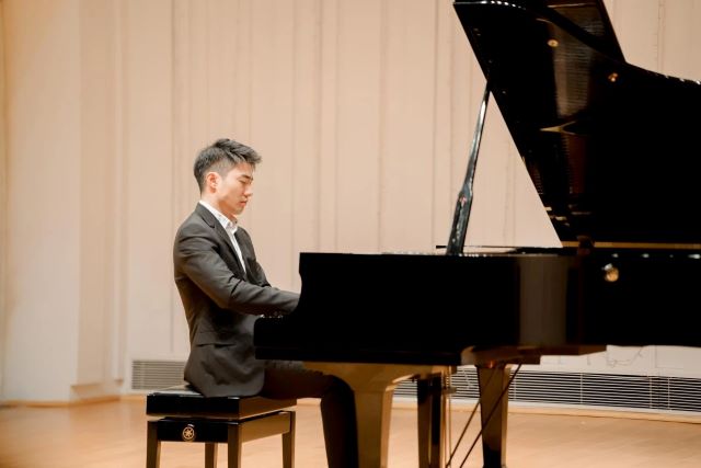 王子翔深圳钢琴音乐会1.jpg